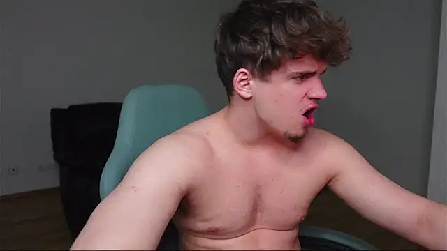 Ricky Becko online show from April 7, 9:26 pm