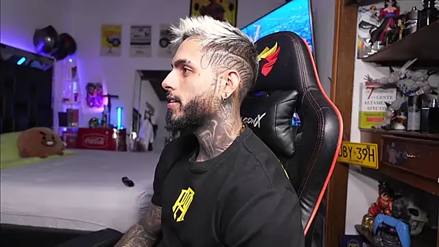 logan hugh8 online show from March 14, 4:19 am