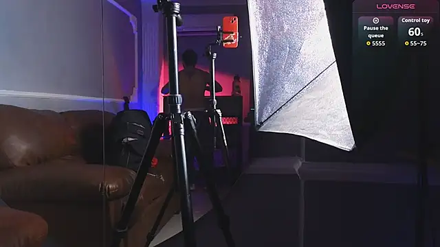 ArturoCardona  online show from January 9, 1:05 pm