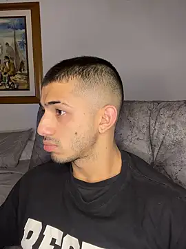 Snapshot of ArturoCardona_ chatting on October 5, 1:31 am ArturoCardona  online show from October 5, 1:31 am
