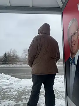 jrnice8tsix online show from February 1, 2:27 pm