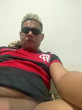 Nillsobluyy online show from December 19, 1:30 pm