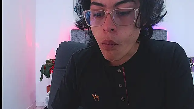 dirty model online show from September 12, 1:27 am