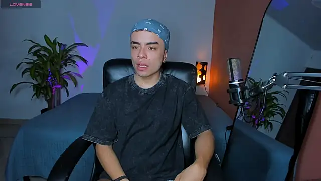 obzidyan online show from October 22, 10:24 pm