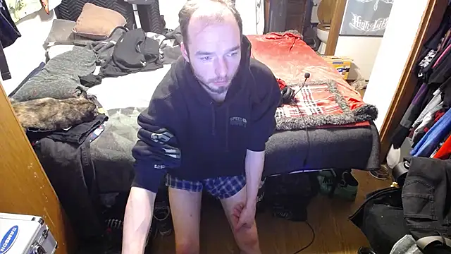 womenhateme69 online show from November 3, 7:12 am