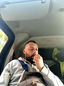 Tominko12123 online show from October 1, 6:06 am