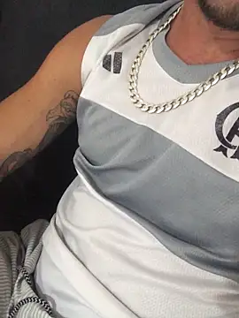 Snapshot of BigJack_biby chatting on September 28, 7:45 pm BigJack biby online show from September 28, 7:45 pm