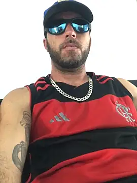 Snapshot of BigJack_biby chatting on November 1, 4:44 pm BigJack biby online show from November 1, 4:44 pm