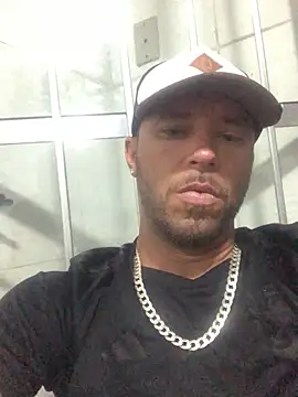 Snapshot of BigJack_biby chatting on September 21, 2:44 am BigJack biby online show from September 21, 2:44 am