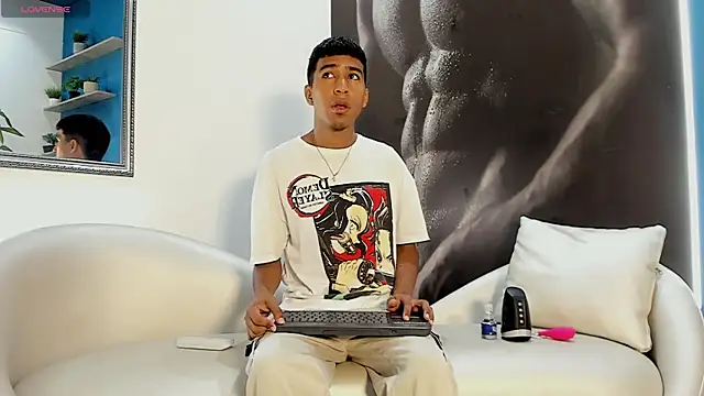 ender h0t online show from November 19, 2:17 pm