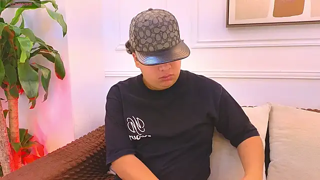 Naim Bennetsex online show from July 6, 7:59 pm
