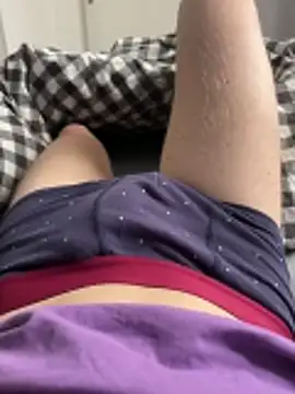 enzoyoungbisex online show from March 31, 1:24 pm