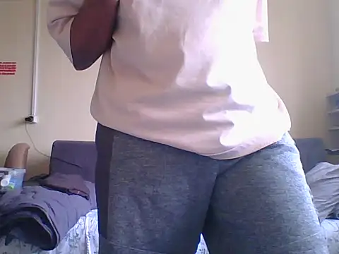 dream32222 online show from October 2, 10:52 am