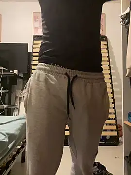 Xanonyme online show from March 8, 3:21 am