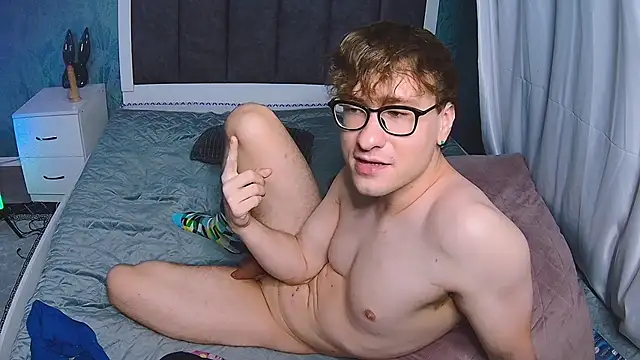 DennisGartmanB online show from November 29, 8:22 pm