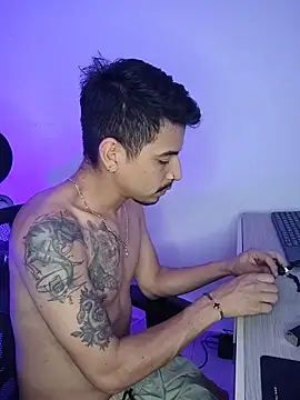 Juann-cock online show from May 20, 11:11 pm