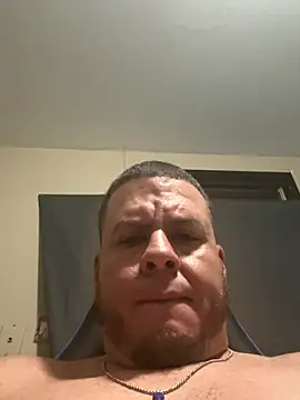 kev0n2389 online show from October 5, 5:00 am