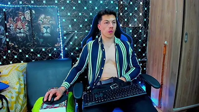 javiersexymann online show from September 30, 8:56 pm