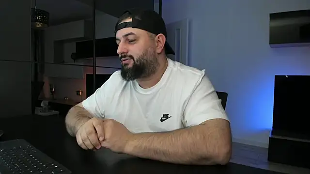 DravenPeak online show from April 5, 6:04 pm