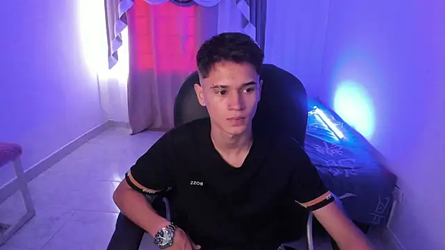 Aron Boyy online show from November 1, 8:46 pm