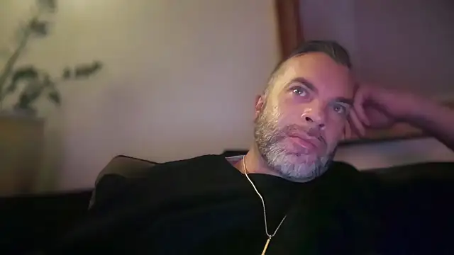 Ty lerDavid online show from April 18, 5:42 am