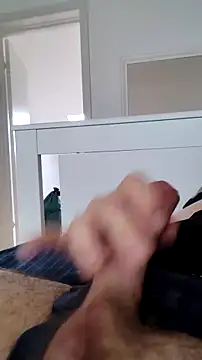 Snapshot of NewJoiner chatting on September 21, 8:58 am NewJoiner online show from September 21, 8:58 am