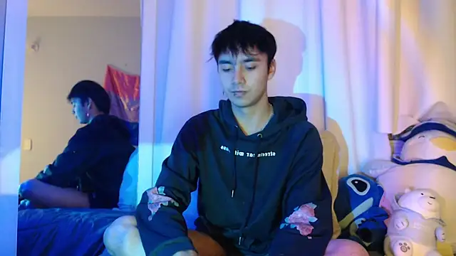 Noah Blaze online show from October 7, 1:53 am