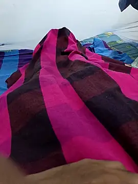 SHIFT1234 online show from December 4, 4:14 pm