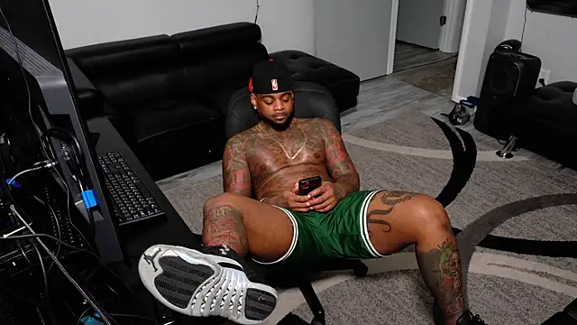 SLANGONDEMHOES online show from February 16, 5:22 pm