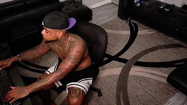 SLANGONDEMHOES online show from March 22, 6:35 pm