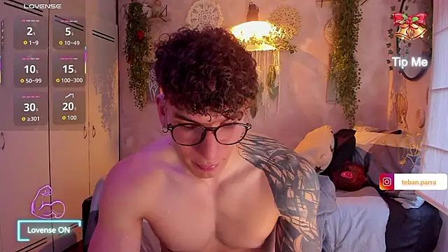 estebandi do online show from January 16, 10:45 pm