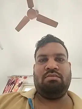 vinay smalldick online show from February 11, 9:14 am