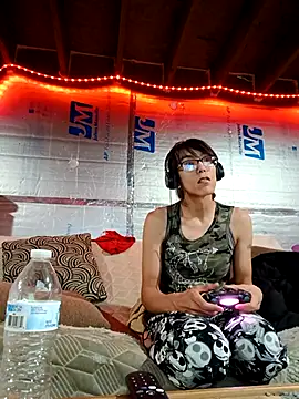 HeartlessHarleyQuinn325 online show from September 14, 11:34 am