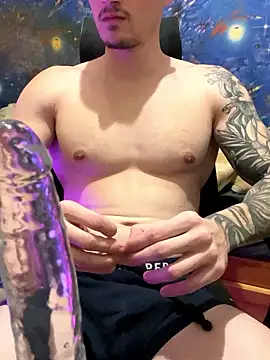 fronkie9384 online show from January 13, 8:13 pm