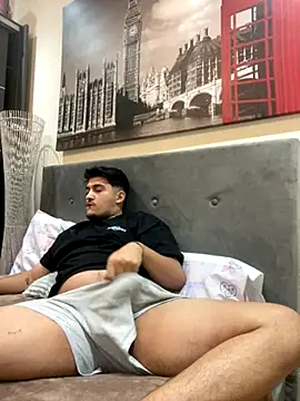 mixedcouplee69 online show from October 30, 10:00 pm