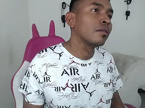 Adam Morgan2 online show from May 29, 11:37 pm