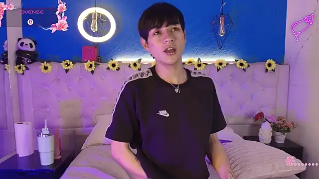 AleAurarashi online show from April 2, 7:38 am