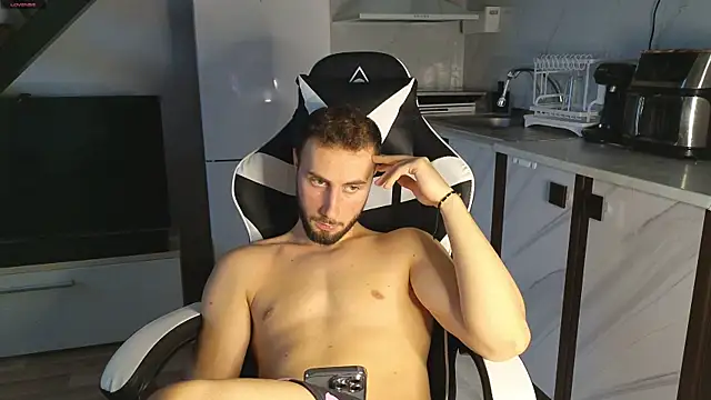 Snapshot of RyanStorm_ chatting on October 18, 3:39 pm RyanStorm  online show from October 18, 3:39 pm