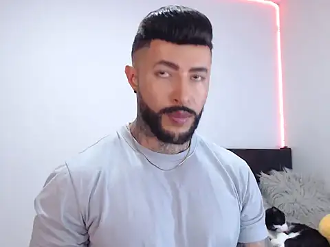 andrea de lucaa online show from September 16, 1:39 am