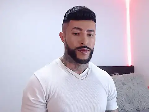 andrea de lucaa online show from October 22, 5:00 am