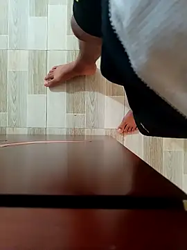 WrinkledTriops online show from March 1, 8:36 am