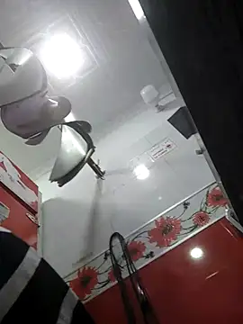 mahdiDido online show from October 27, 9:39 pm