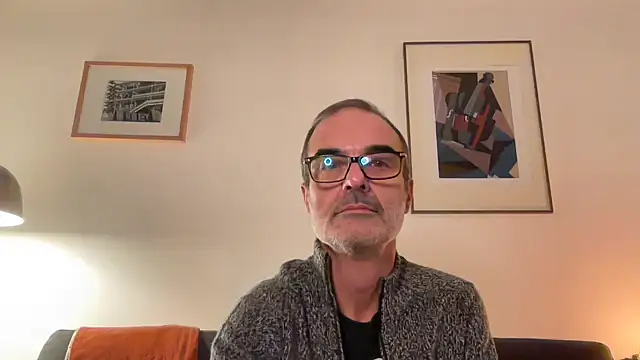 Milkywaymen online show from November 15, 6:10 pm