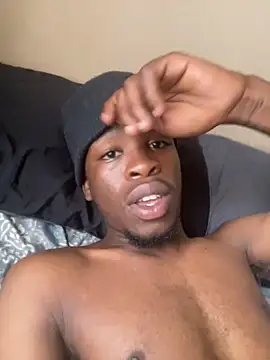 Snapshot of Kgaogelo18 chatting on November 1, 9:35 am Kgaogelo18 online show from November 1, 9:35 am