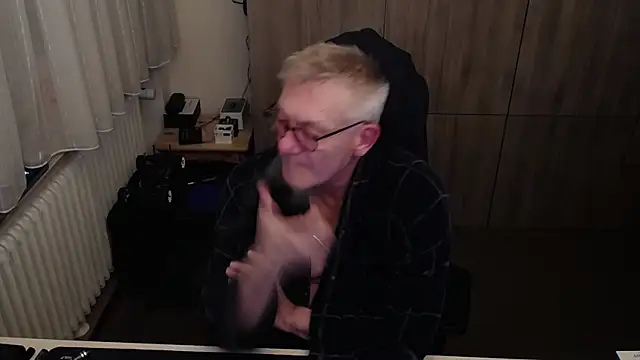 randyandy67 online show from November 12, 7:52 pm