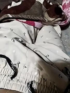 EMERKITHO 20 R online show from March 19, 1:58 pm