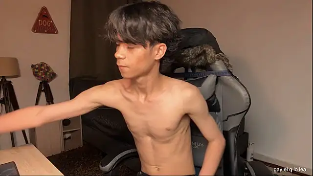 OopsAgain  online show from February 24, 11:27 pm