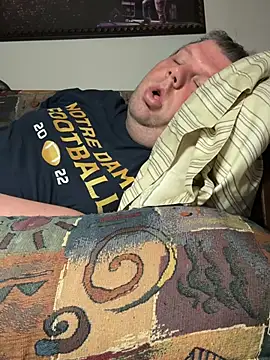 Stephanie1984 online show from May 19, 4:41 am