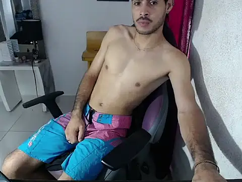 g0lden boss online show from November 6, 1:25 pm