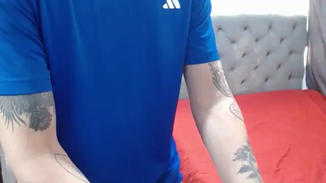 g0lden boss online show from December 17, 9:54 pm